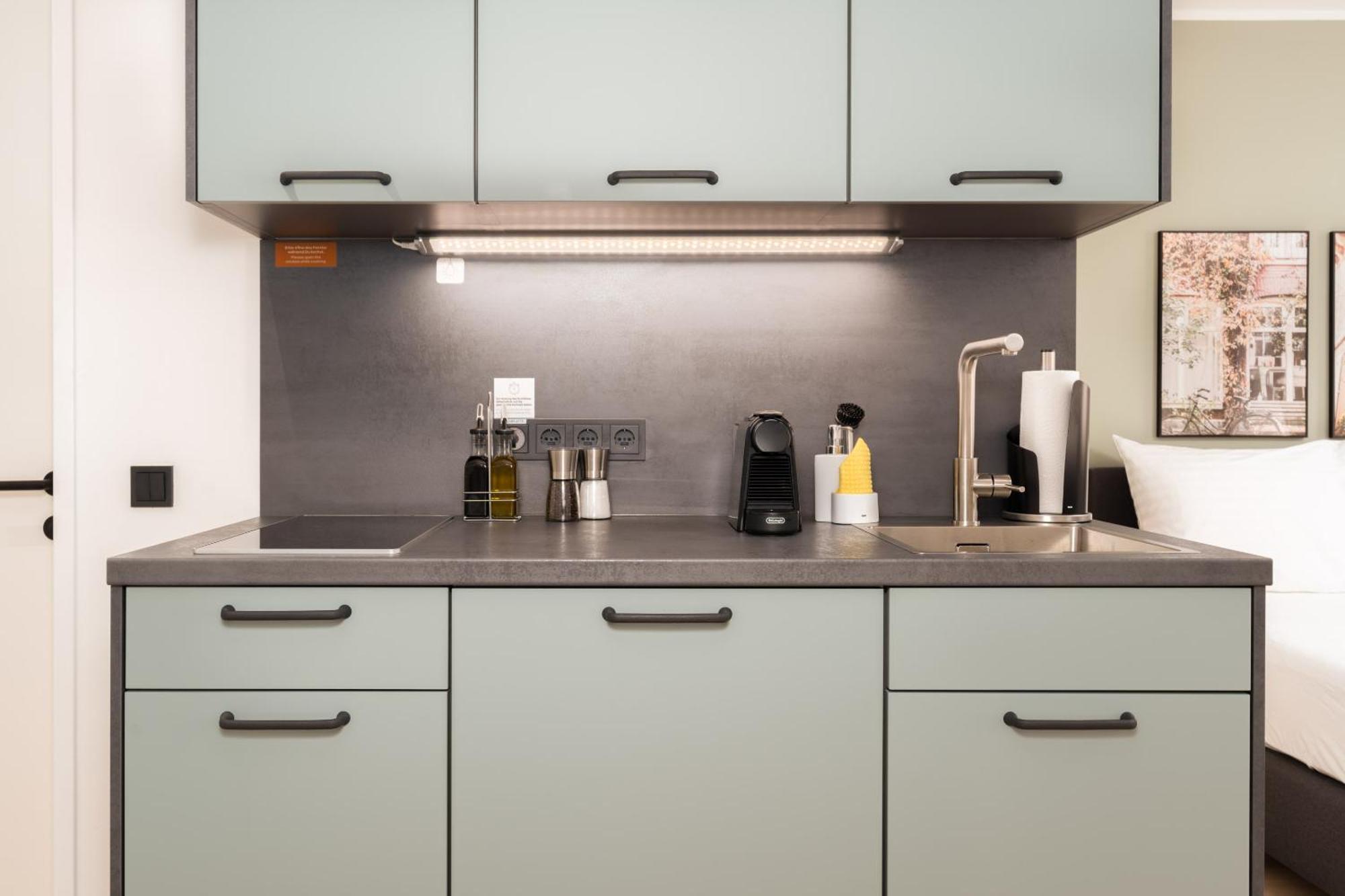 Limehome Vienna Favoritenstr. Rom bilde