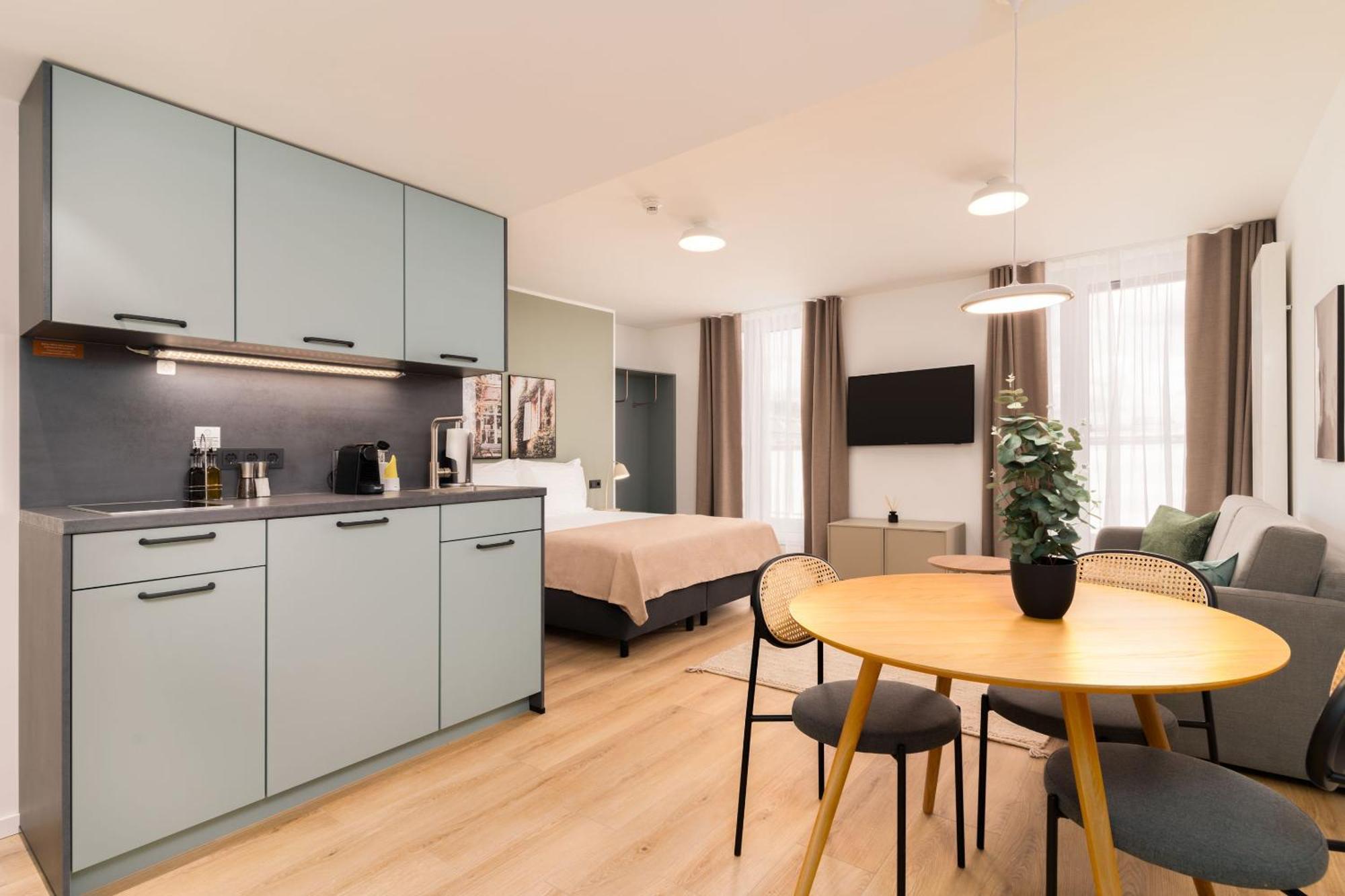 Limehome Vienna Favoritenstr. Rom bilde