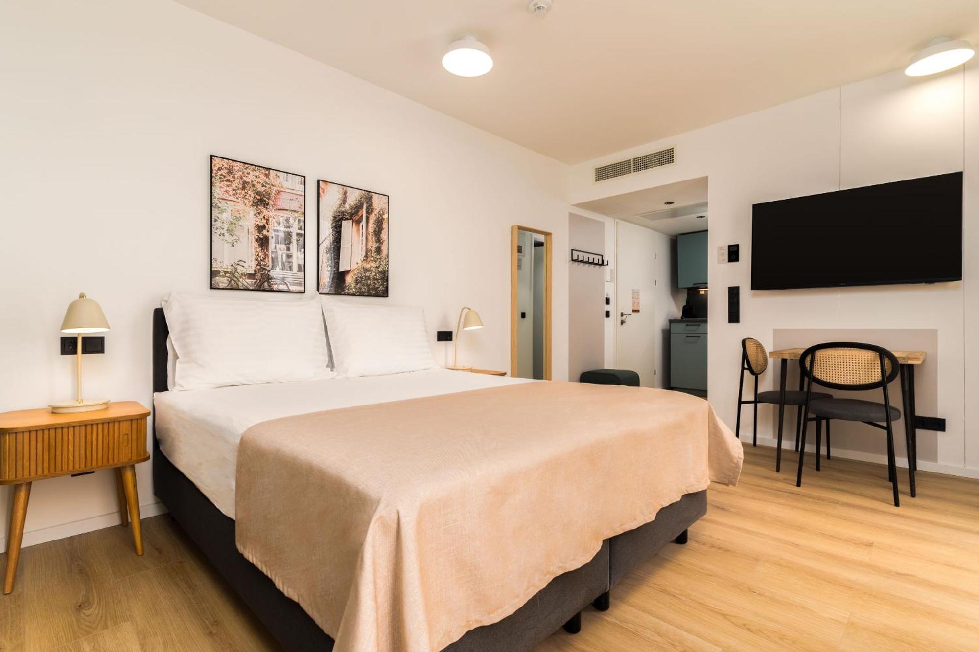 Limehome Vienna Favoritenstr. Rom bilde