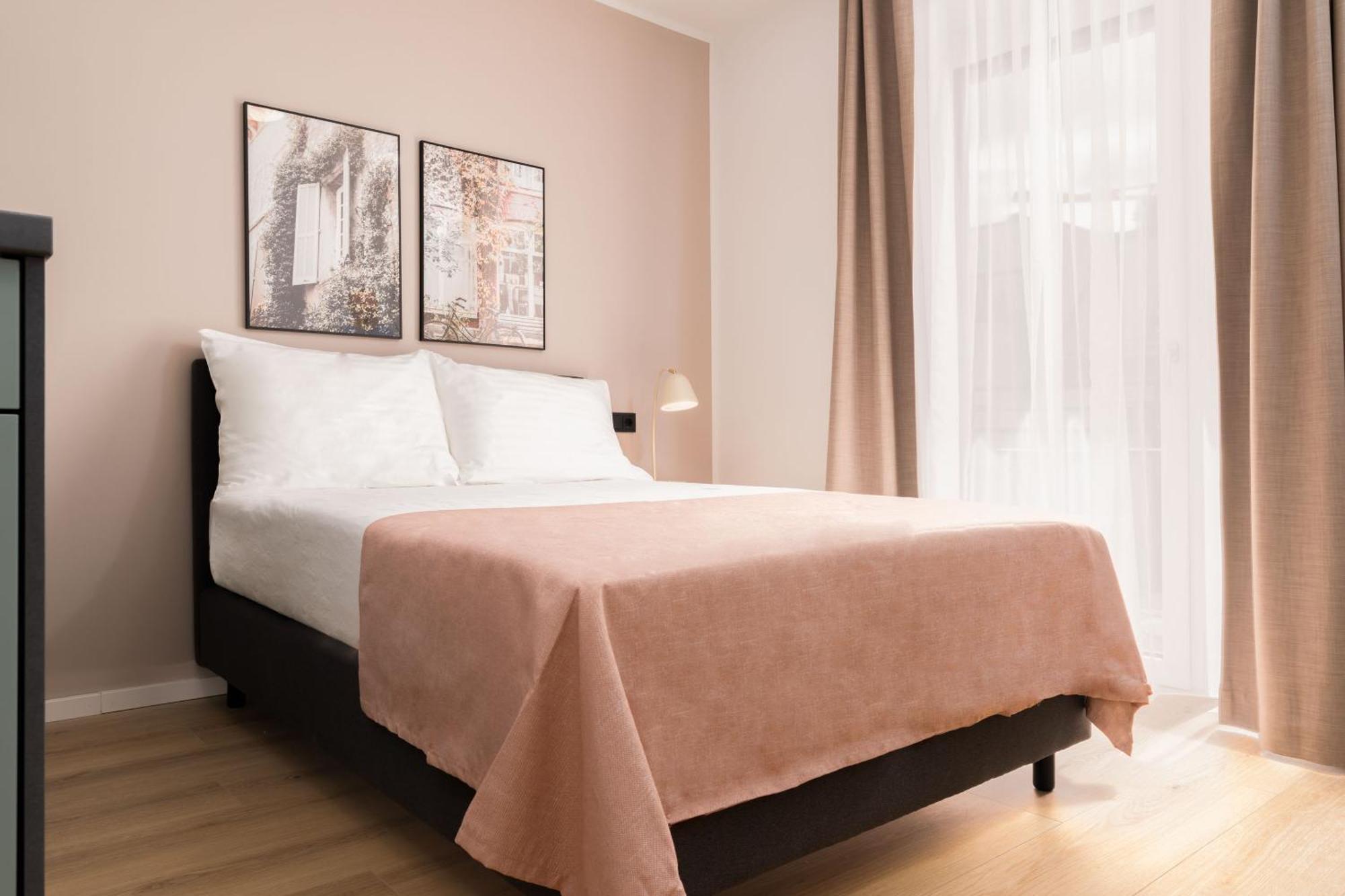 Limehome Vienna Favoritenstr. Rom bilde