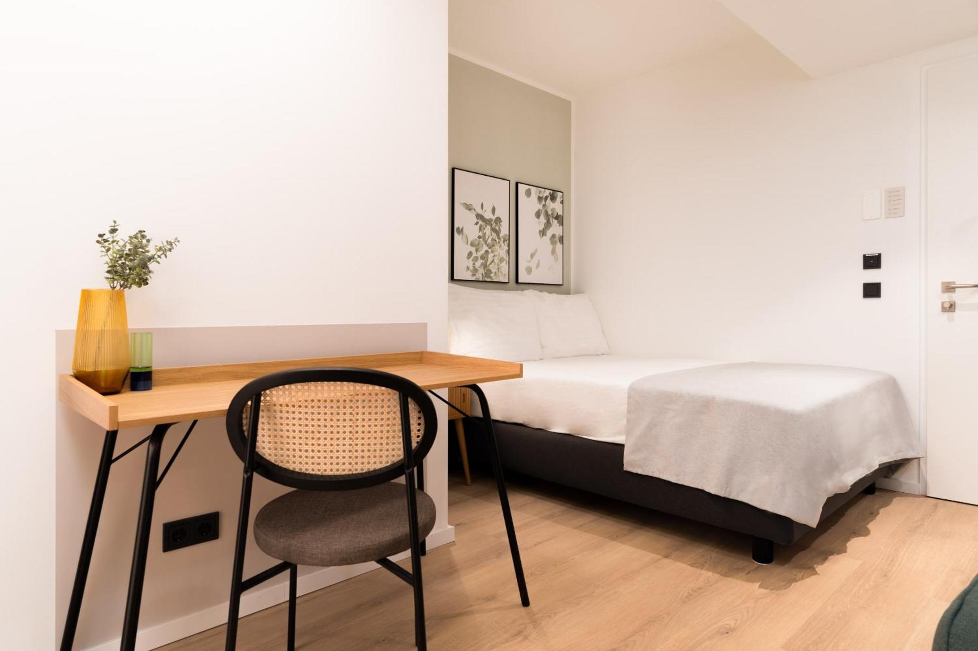 Limehome Vienna Favoritenstr. Rom bilde